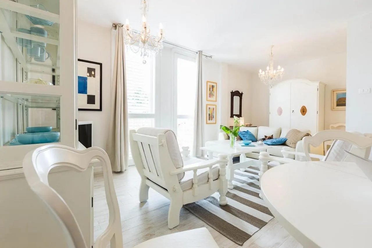 Azzurro Central Apartment 4 Stars Zadar 0*,